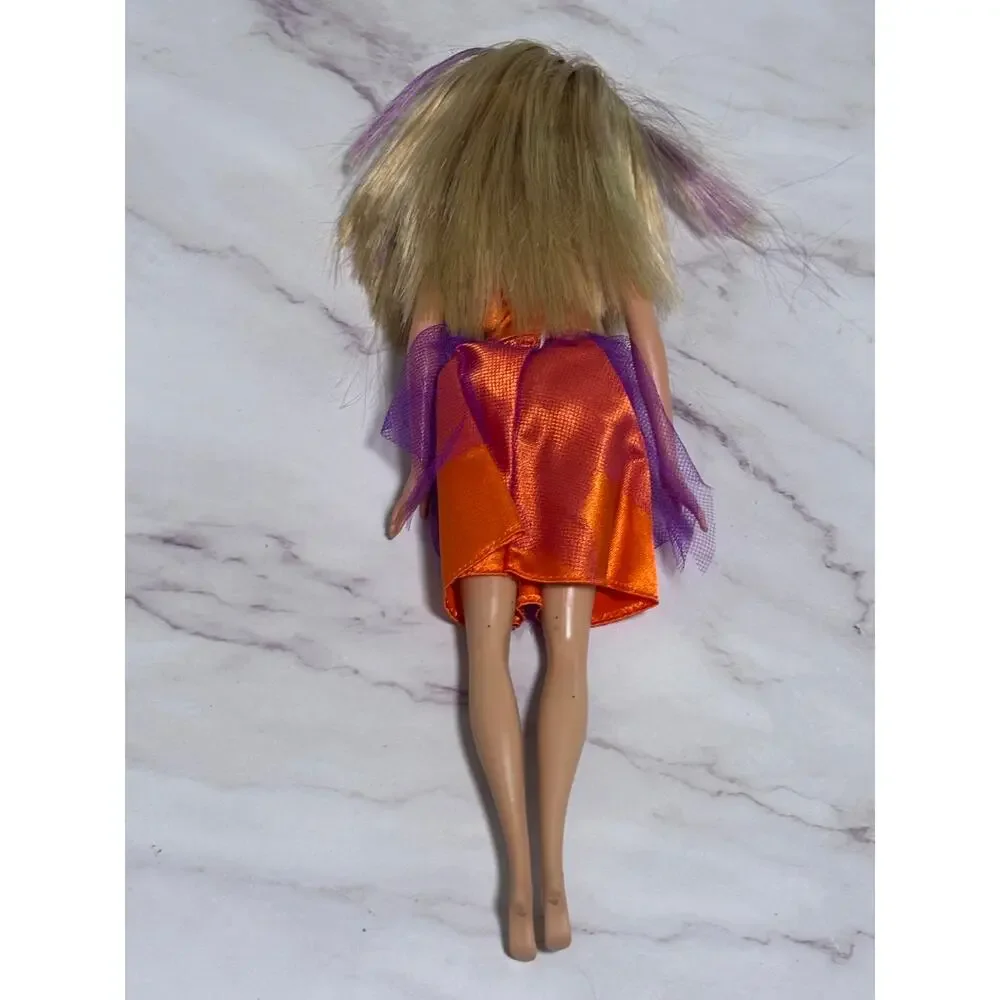 Halloween Charm Barbie Doll 2006 Mattel J9203 Purple Hair Streak Orange Dress